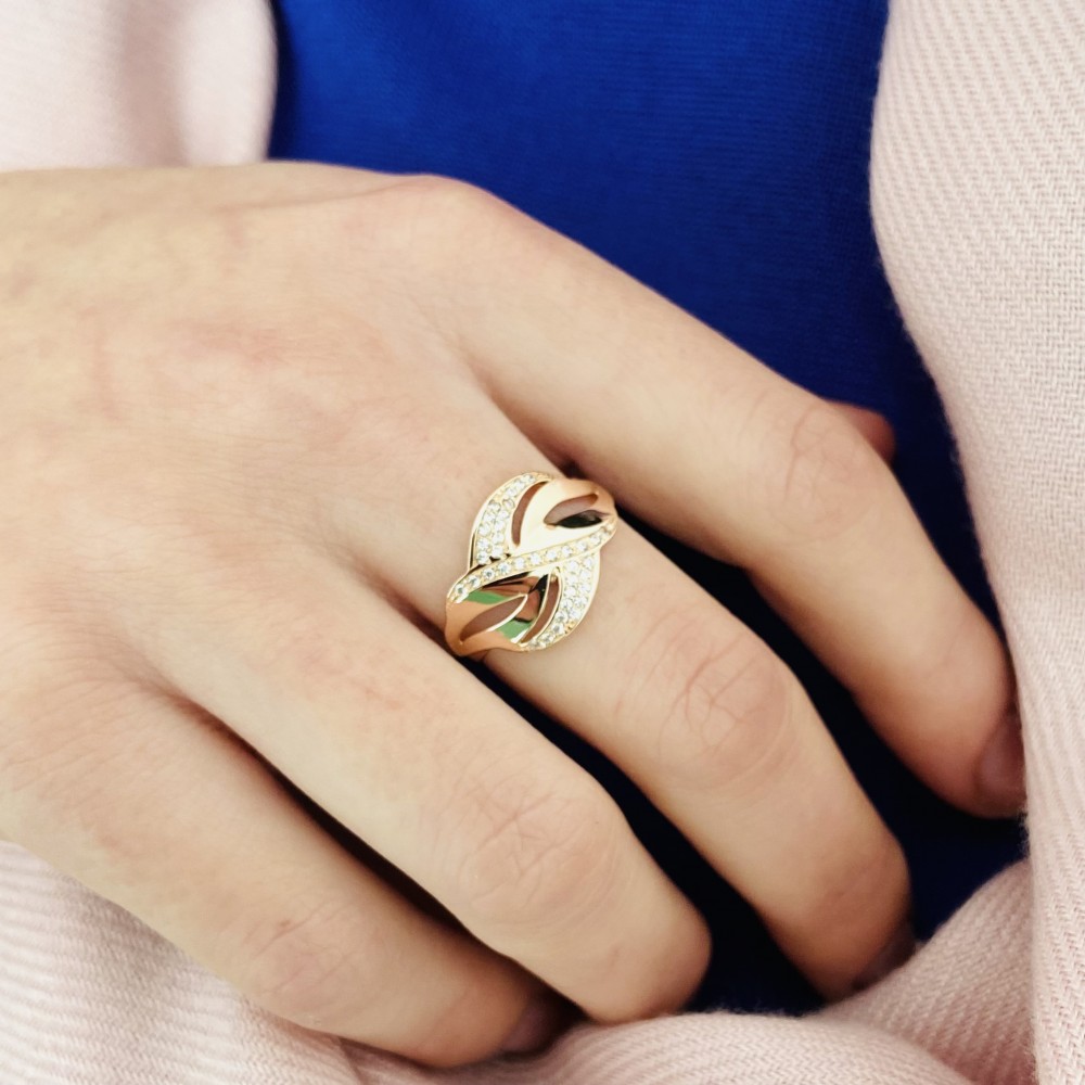 Золотое кольцо с фианитами. К1693 Золотое кольцо с фианитами. К1693