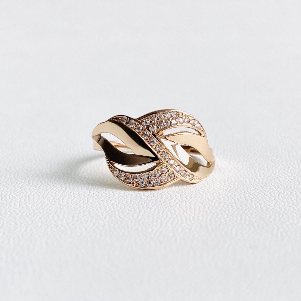 Золотое кольцо с фианитами. К1693 Золотое кольцо с фианитами. К1693