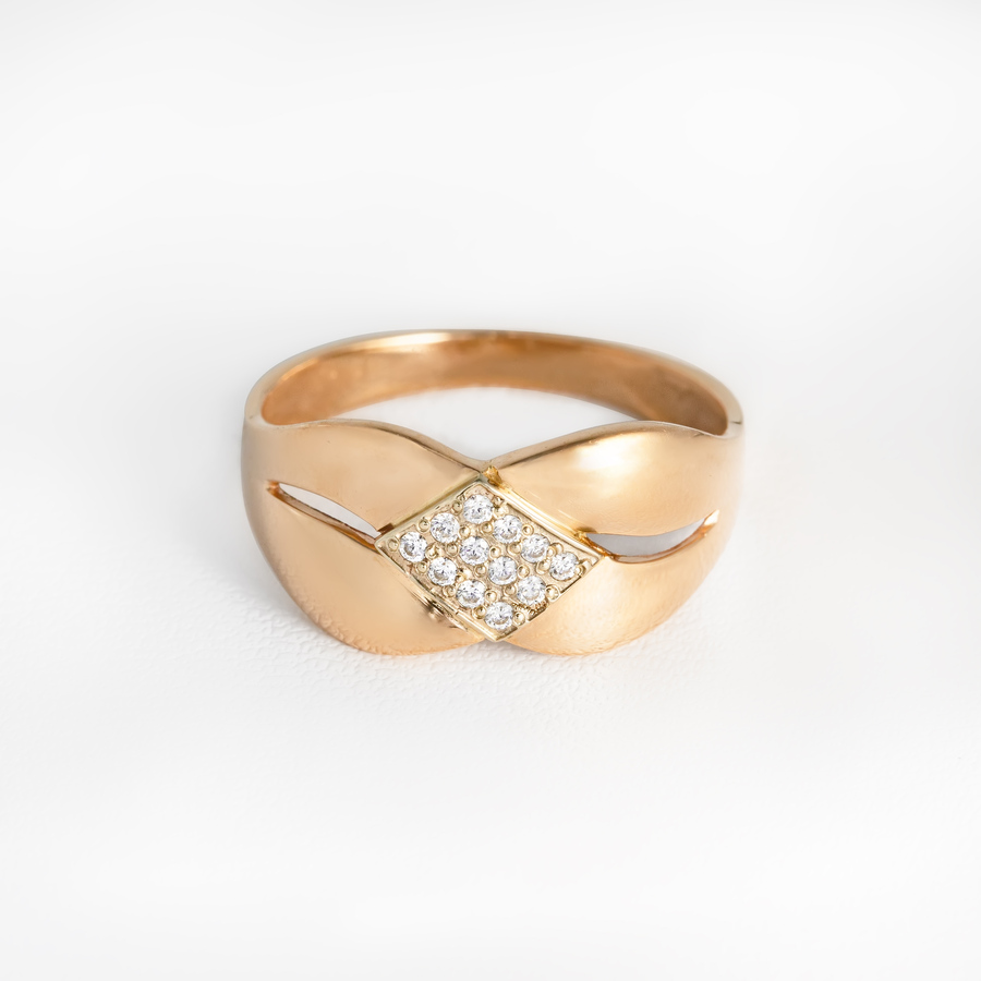 Золотое кольцо с фианитом. К1747