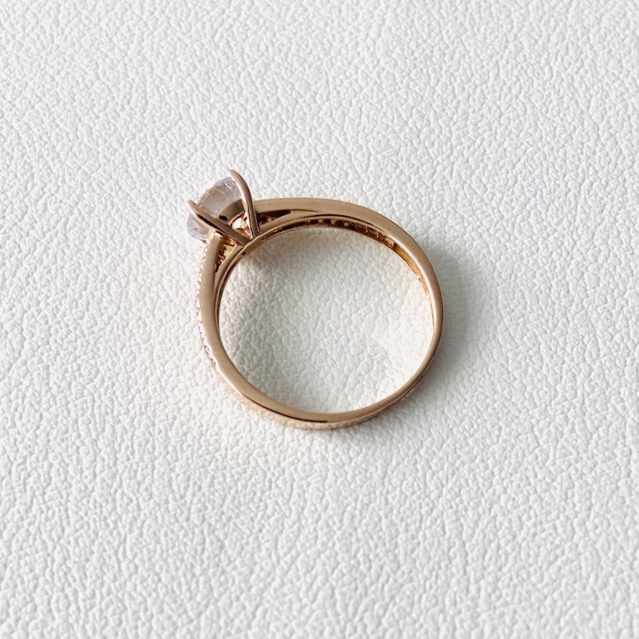 Помолвочное кольцо  с фианитом (красное золото) К1920