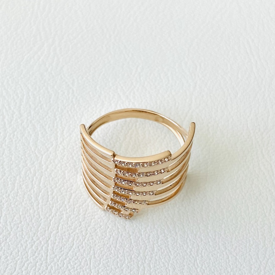 Золотое кольцо Нежность с фианитами К1932