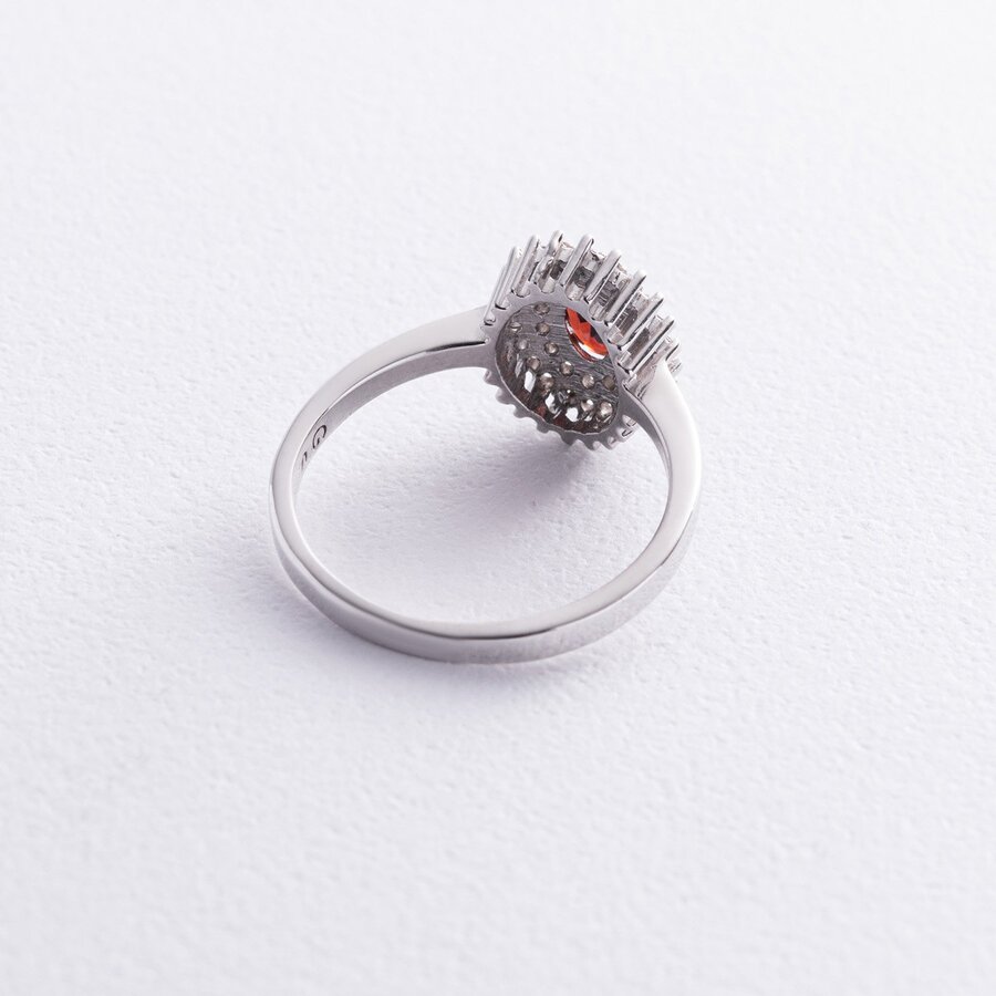 Серебряное кольцо с пиропом и фианитами GS-01-086-4110