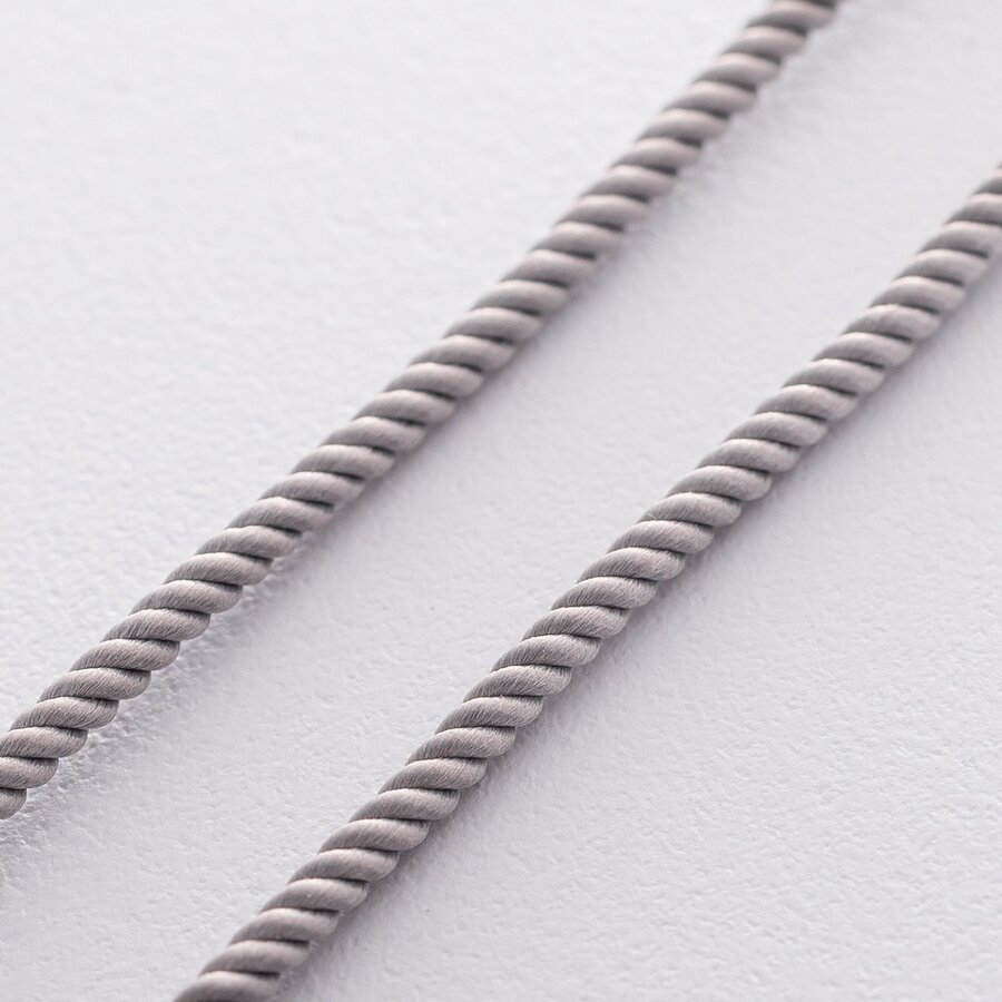 Шовковий сірий шнурок зі срібною застібкою 18520