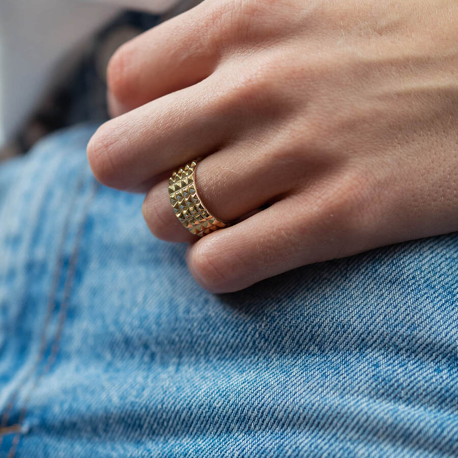 Широкое кольцо "Бьянка" в желтом золоте к07358