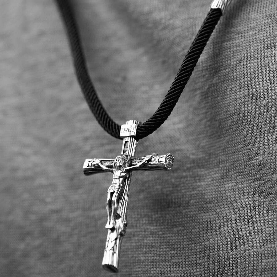 Православный серебряный крест "Распятие. Спаси и Сохрани" на шнурке 848