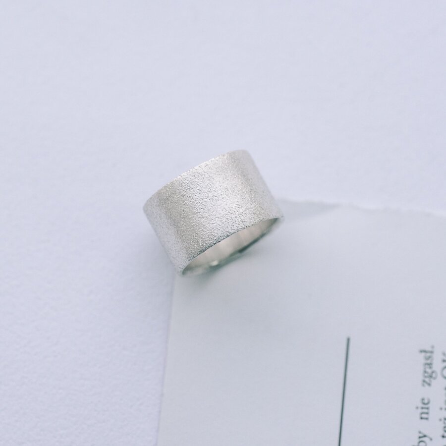 Серебряное кольцо "Звездная пыль" 112143т