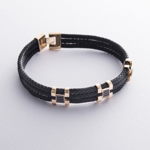 Мужской браслет с золотыми вставками и фианитами б02357