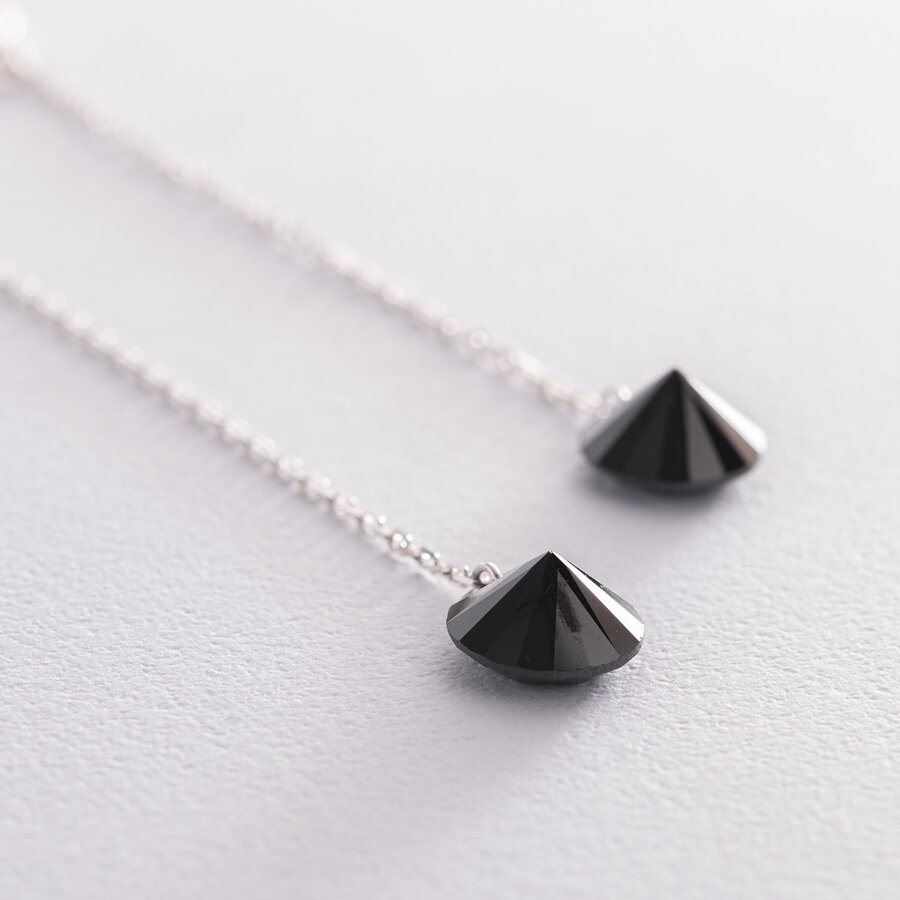 Срібні сережки з чорними камінчиками на ланцюжку 122926