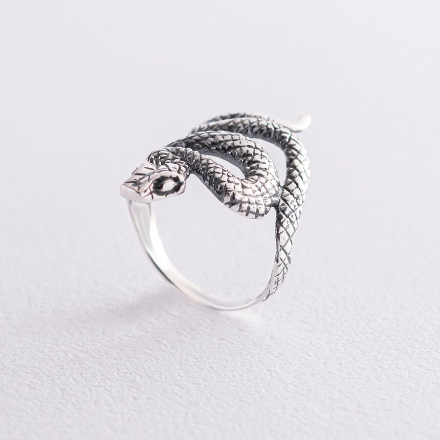 Серебряное кольцо "Змея" 112601