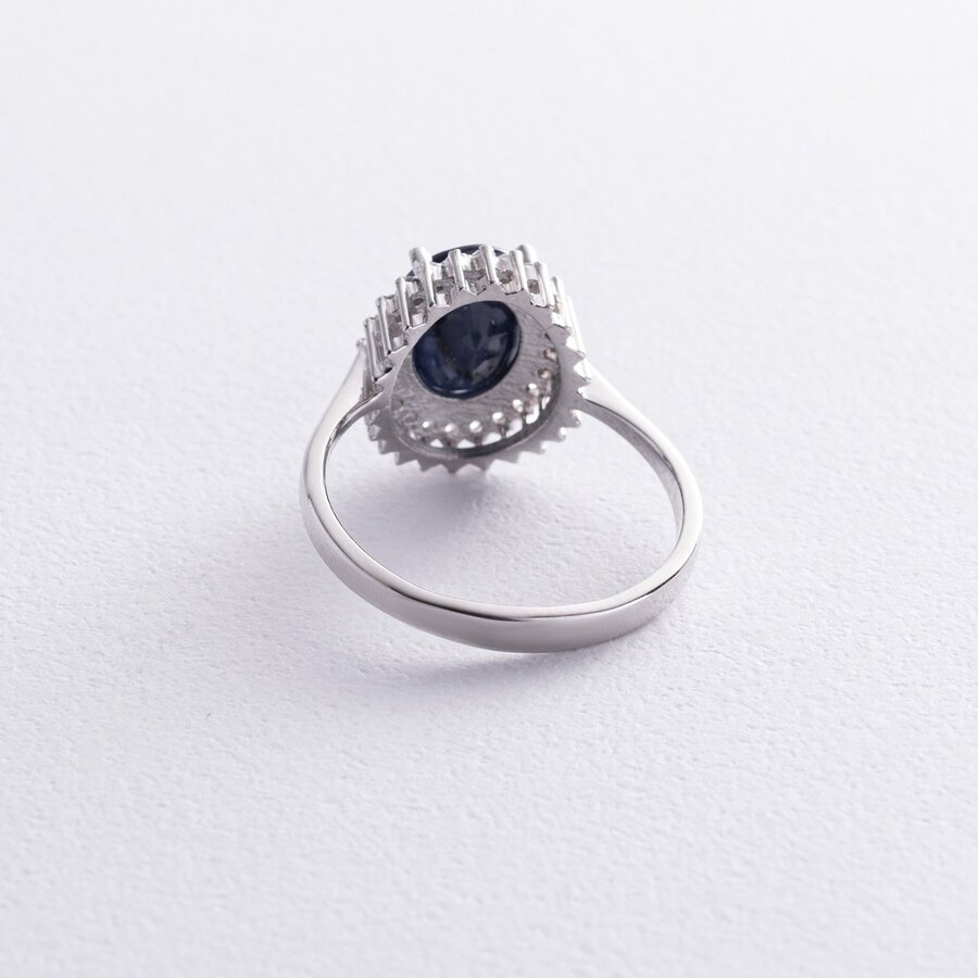 Серебряное кольцо с фианитами и синим сапфиром GS-01-134-3110