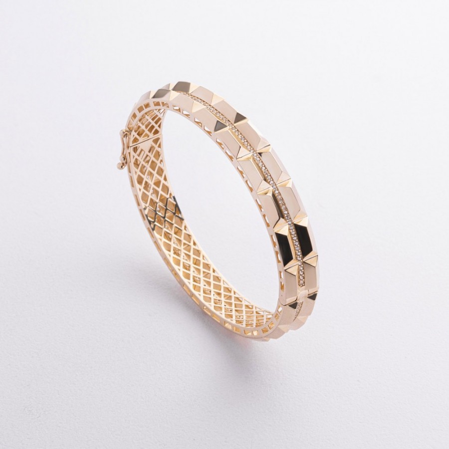 Жорсткий браслет "Charlotte" з фіанітами (жовте золото) б05814