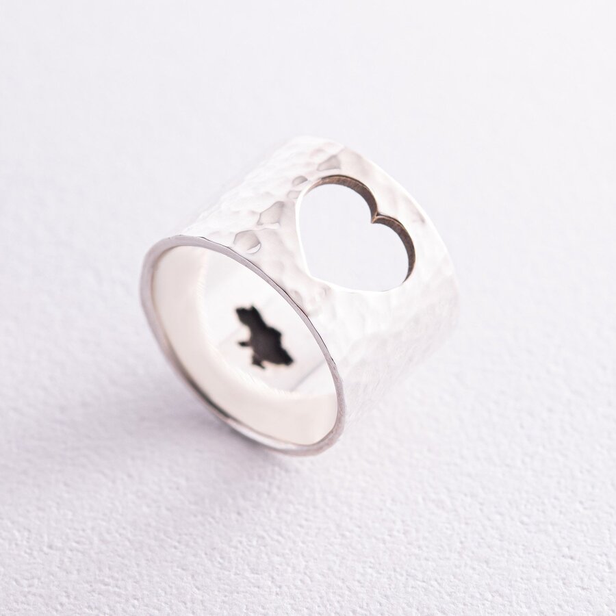 Широкое кольцо "С Украиной в сердце" в серебре 112206укр