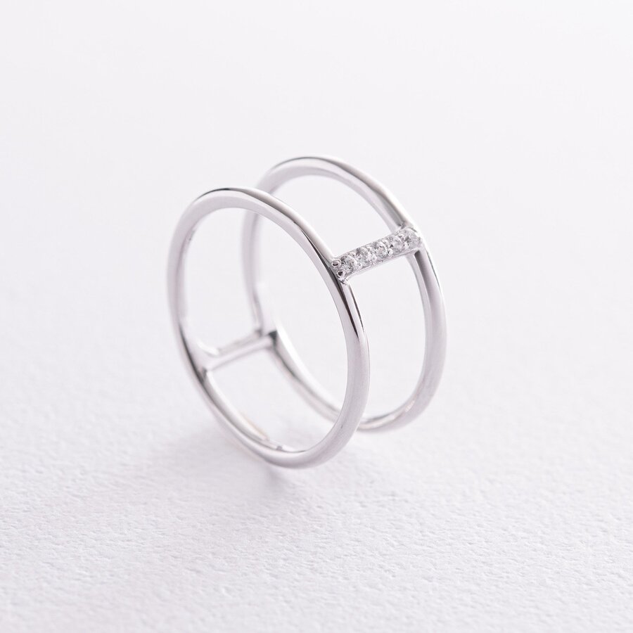 Серебряное кольцо с фианитами 901-01008