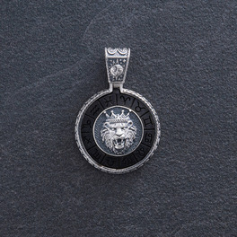 Срібний кулон "Знак зодіаку Лев" з ебеном 1041лев