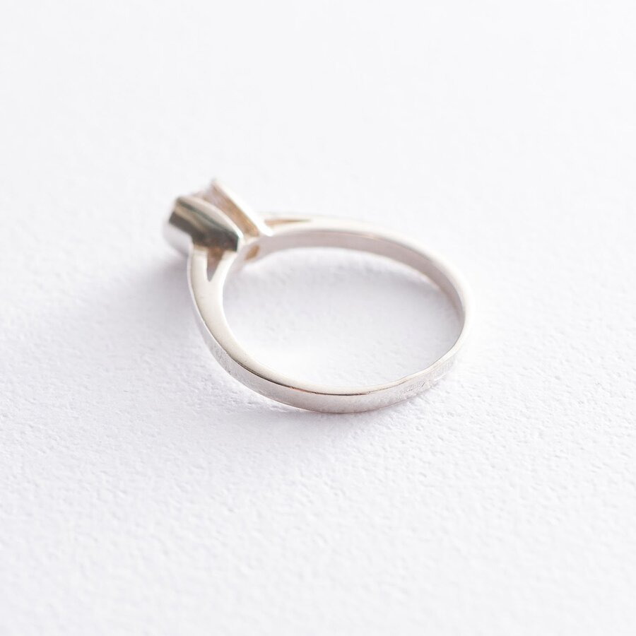 Серебряное кольцо с фианитом 111357