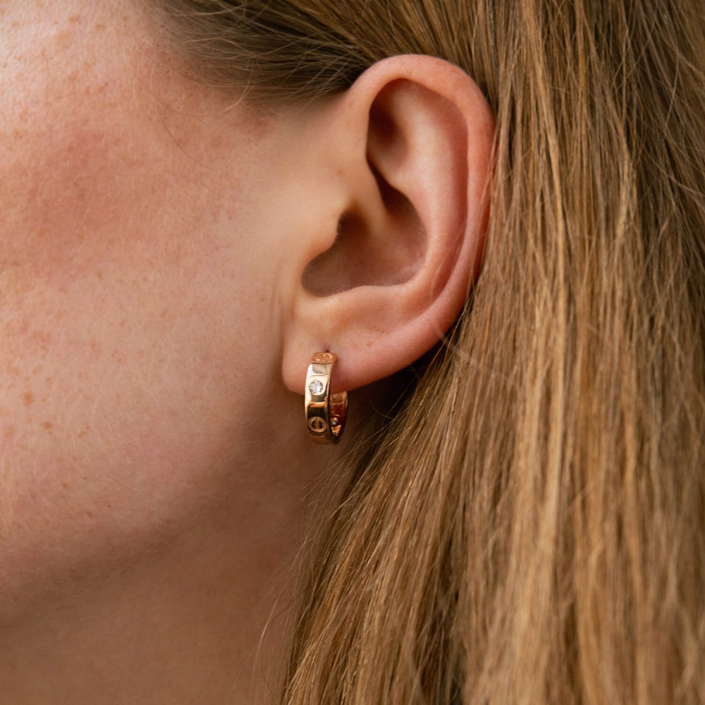 Серьги - кольца "Love" в красном золоте с08180 Серьги - кольца "Love" в красном золоте с08180