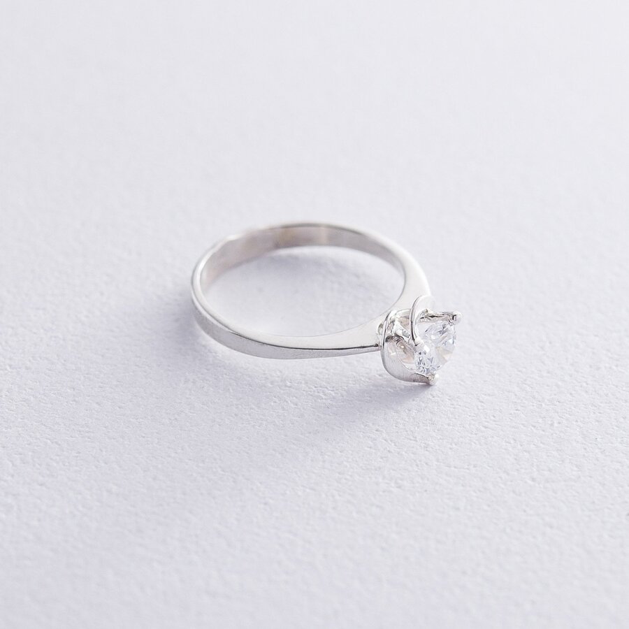 Серебряное кольцо с фианитом 111063