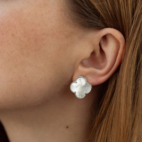 Сережки "Конюшина" в білому золоті (перламутр) с08829