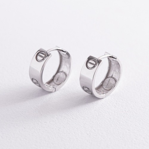 Серьги - кольца "Love" в белом золоте с04671