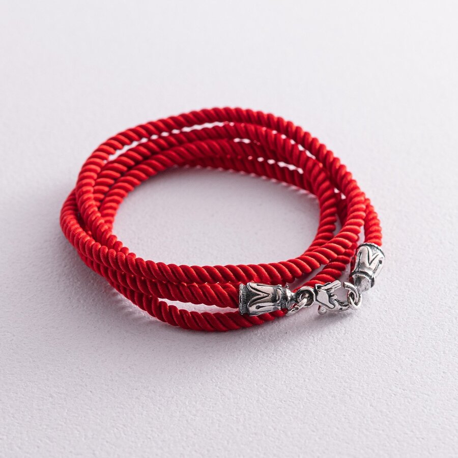 Шелковый красный шнурок с серебряной застежкой (3мм) 18478