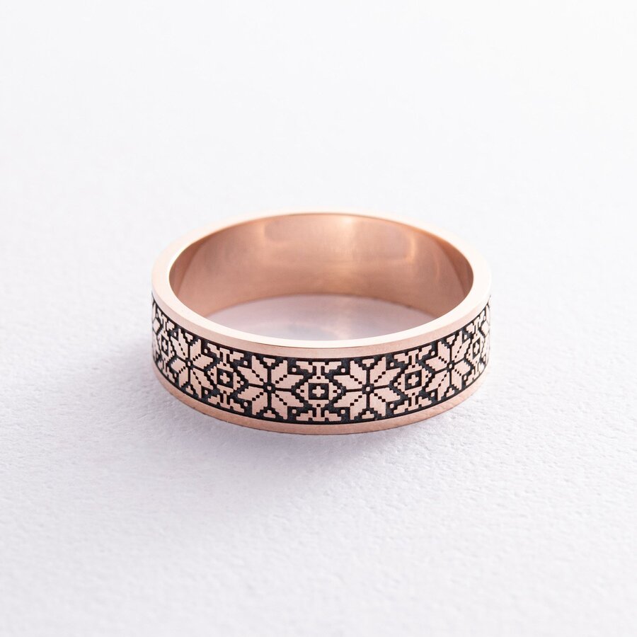 Золотое обручальное кольцо "Вышиванка" с чернением 28642400
